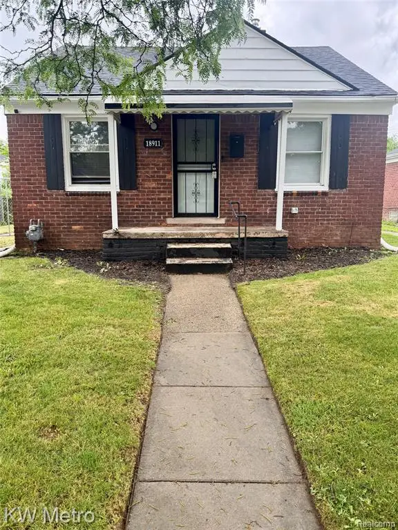 18911 Oakfield, Detroit, MI 48235