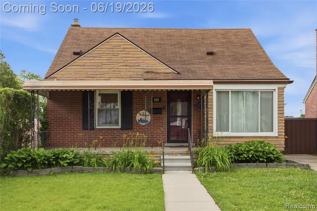 529 Champaign, Lincoln Park, MI 48146 - #1