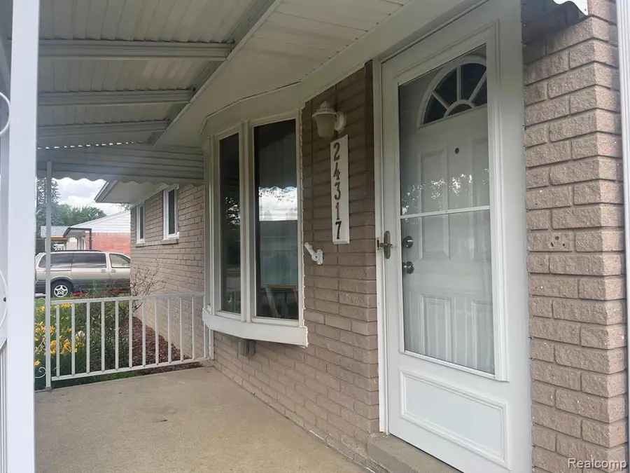 24317 Mount Olive, Flat Rock, MI 48134 - #3