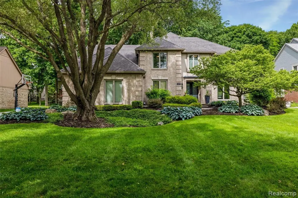 6577 Crabapple, Troy, MI 48098 - #1