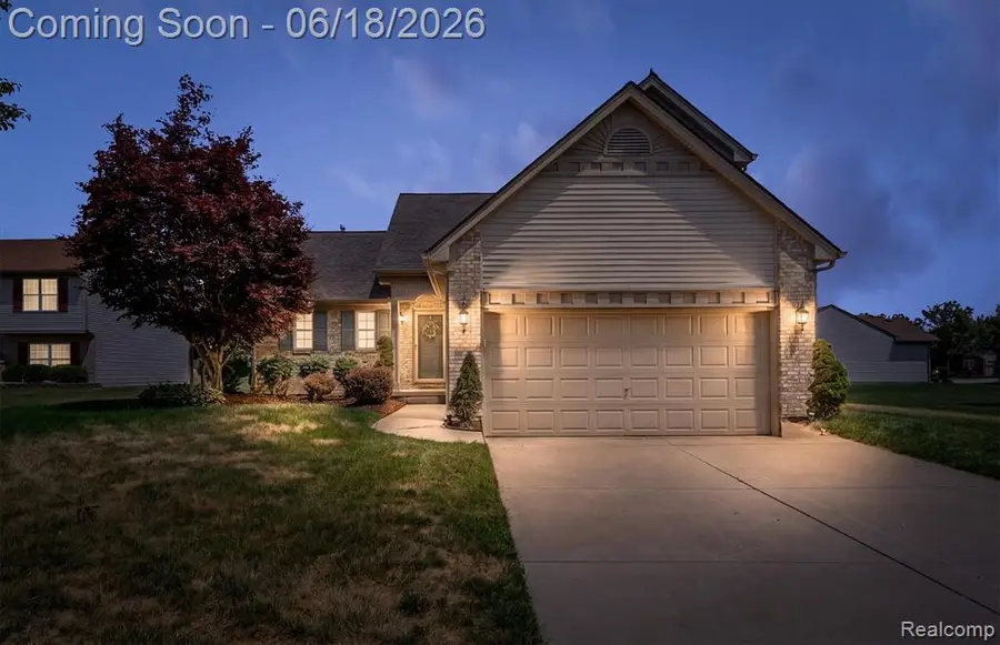8249 Clocktower, Romulus, MI 48174 - #2