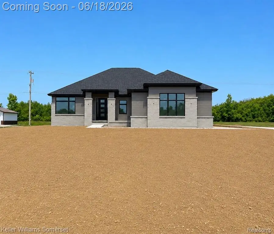 7085 Dryden, Almont, MI 48003 - #2