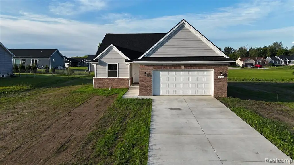 10206 Hunt, Davison, MI 48423 - #1