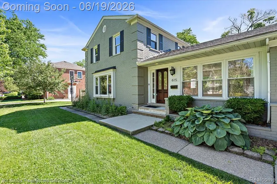 615 Lakepointe, Grosse Pointe, MI 48230 - #2