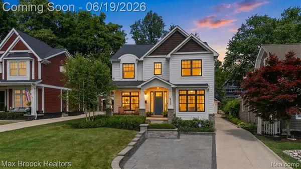 622 Fairbrook, Northville, MI 48167