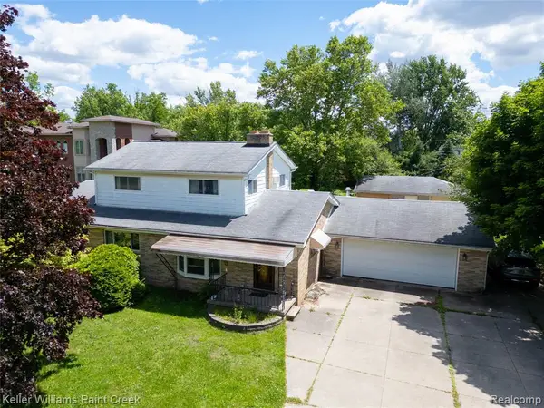 1965 Muer, Troy, MI 48084