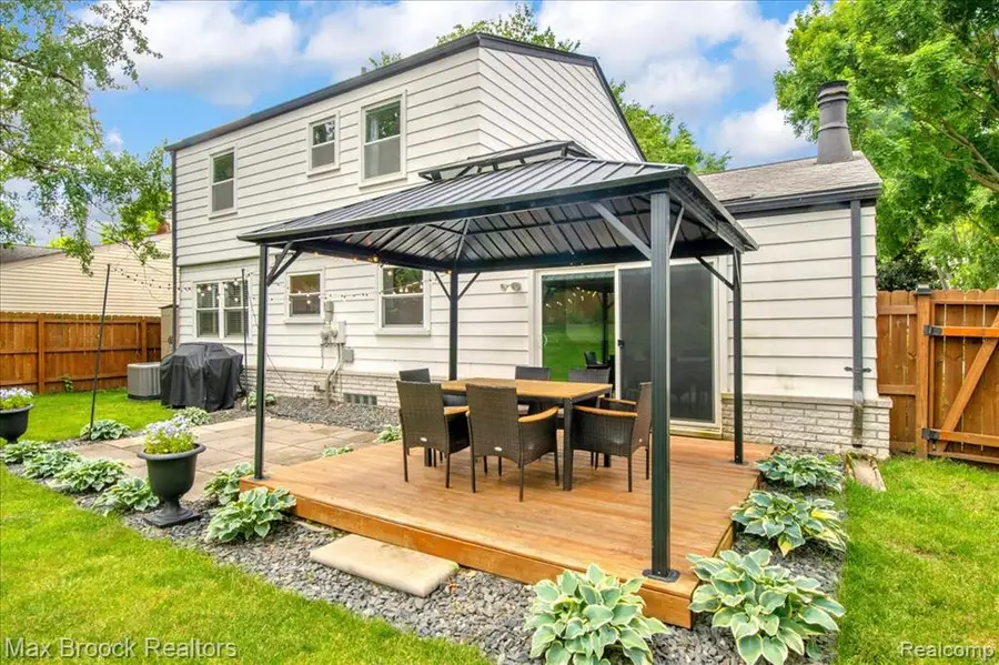 24248 Hampton Hill, Novi, MI 48375 - #2