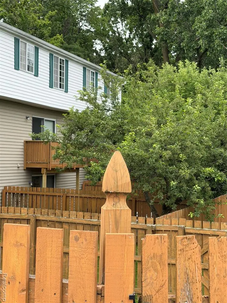 1624 Peppertree #12, Lansing, MI 48912 - #3