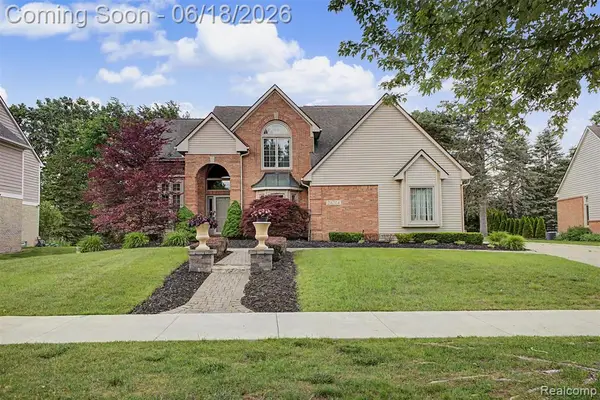 24024 Devonshire, Novi, MI 48374