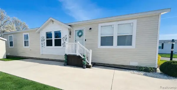37886 Wolcott Lane, New Haven, MI 48048
