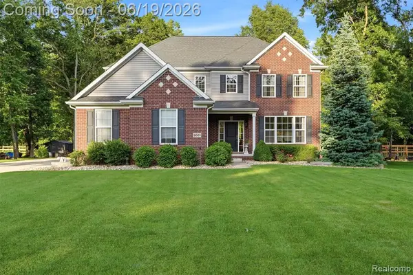 9001 Van Dusen, South Lyon, MI 48178