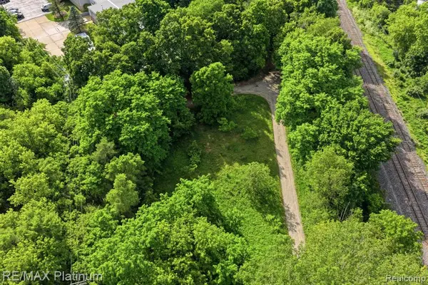 0 Henry, Howell, MI 48843