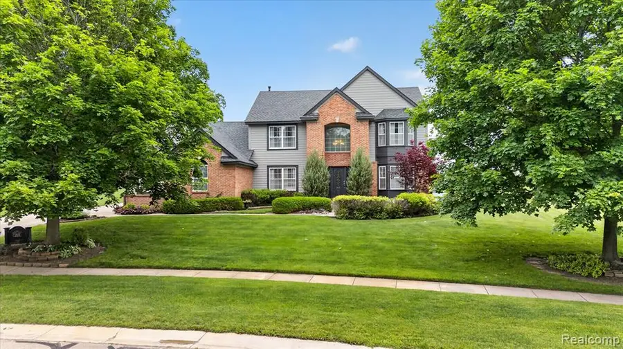 2333 Sandlewood, White Lake, MI 48383 - #2
