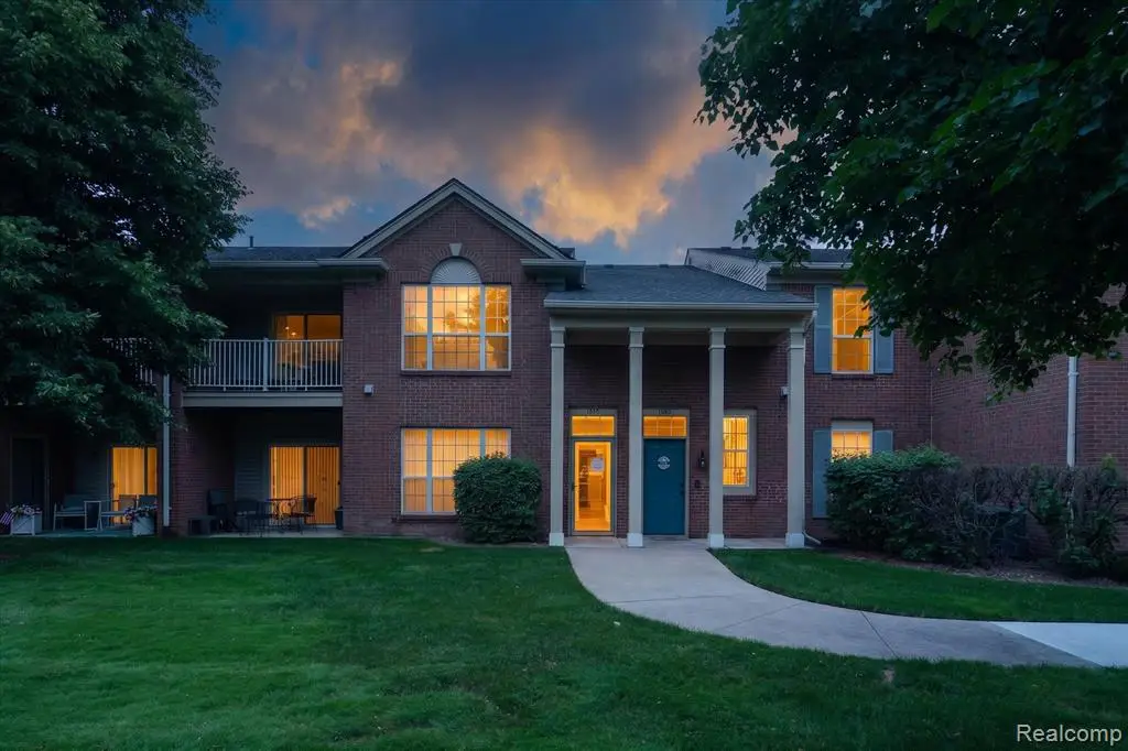 3203 Chesapeake, Walled Lake, MI 48390 - #1