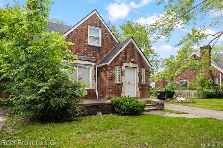 19332 Westphalia, Detroit, MI 48205 - #2