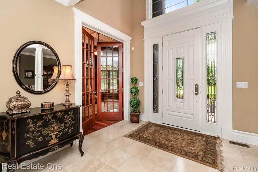 2737 Pebble Beach, Oakland, MI 48363 - #3