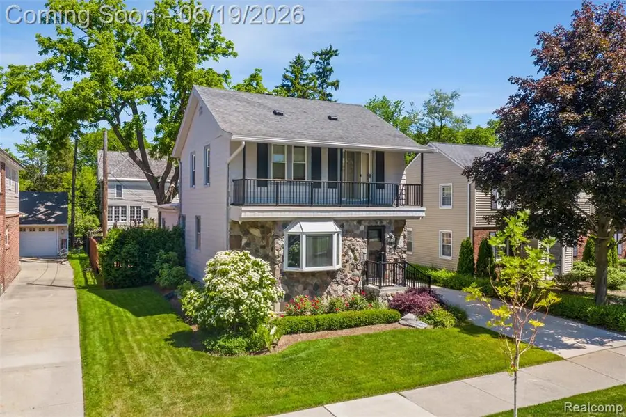 10504 Borgman, Huntington Woods, MI 48070 - #2