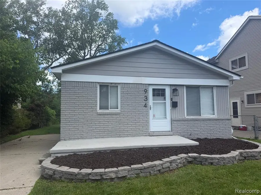 934 Harvard, Berkley, MI 48072 - #2