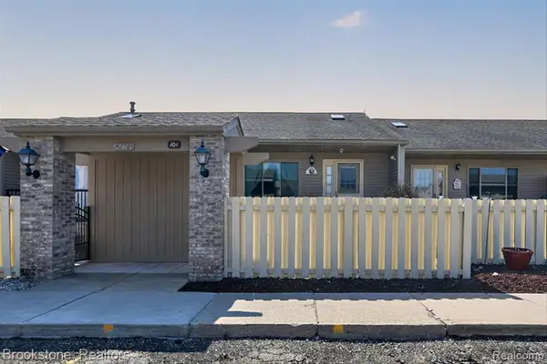 62401 Raleigh #4, South Lyon, MI 48178