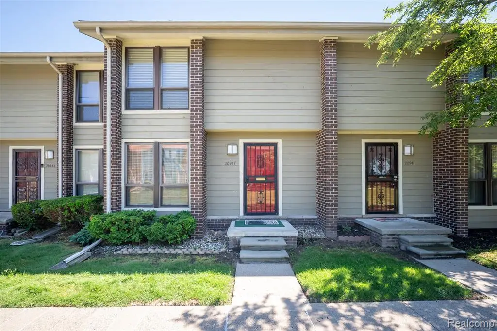 20937 Sherman, Southfield, MI 48033 - #1