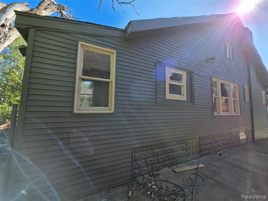 2530 Fullerton, Detroit, MI 48238 - #3