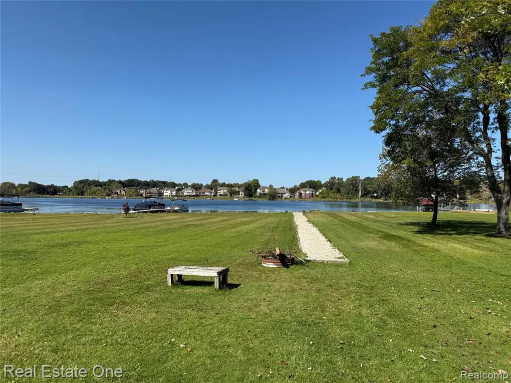 2910 Loon, Wixom, MI 48393 - #1