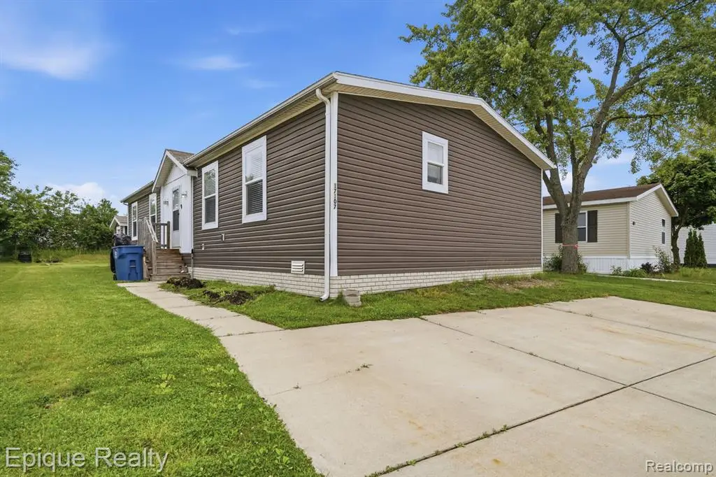 17107 Detroiter, Davisburg, MI 48350 - #1