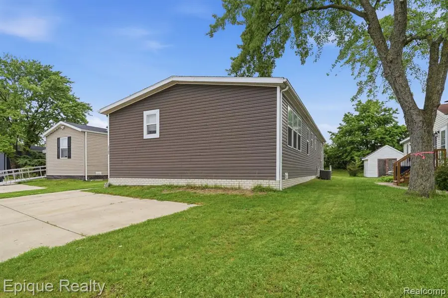 17107 Detroiter, Davisburg, MI 48350 - #3