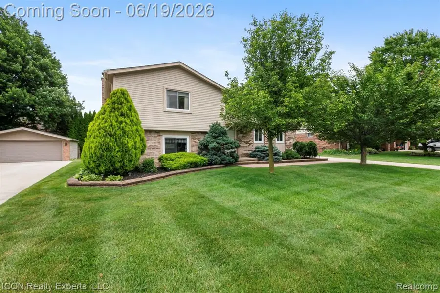 39738 Day, Clinton Township, MI 48038 - #2