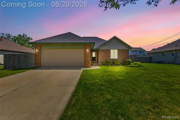 21884 Laurel, Clinton Township, MI 48035