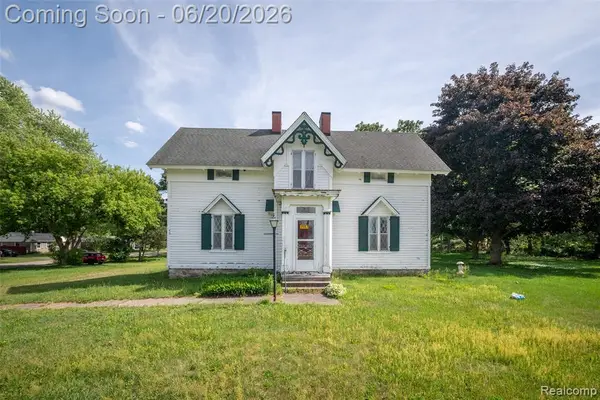3557 W Walton, Waterford, MI 48329