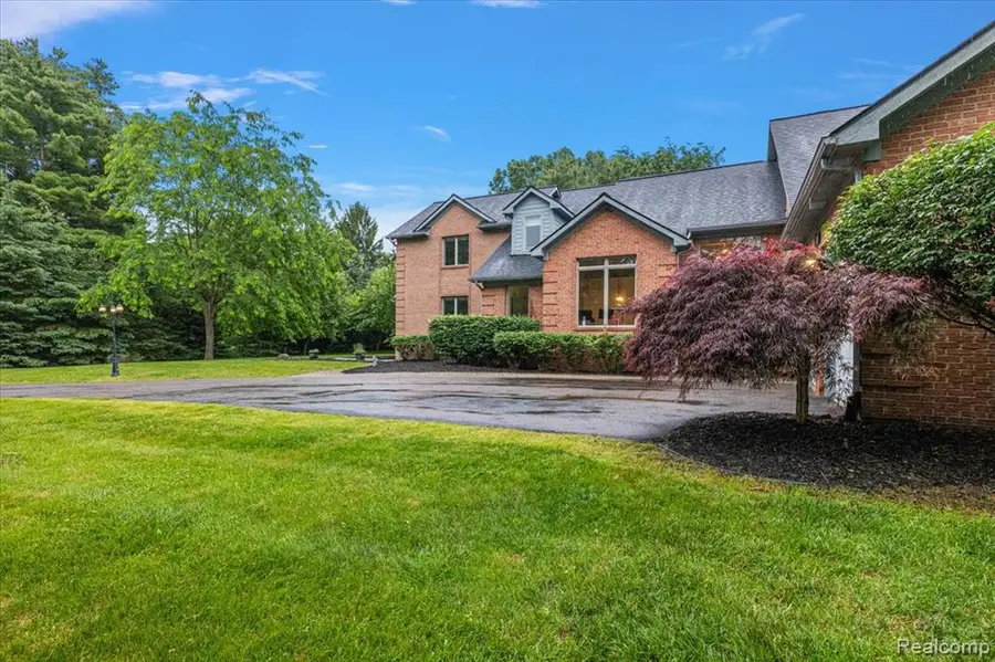4700 Botany, Commerce Township, MI 48382 - #3