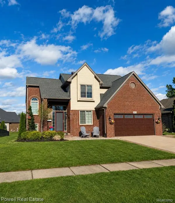 50772 Alden, Macomb, MI 48044