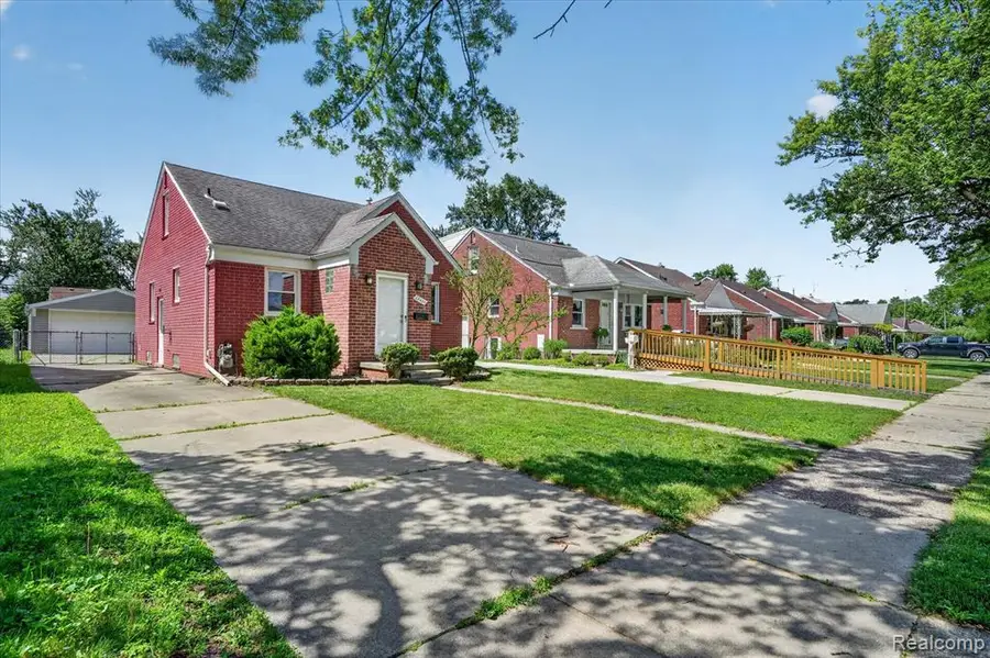 13451 Brest, Southgate, MI 48195 - #2