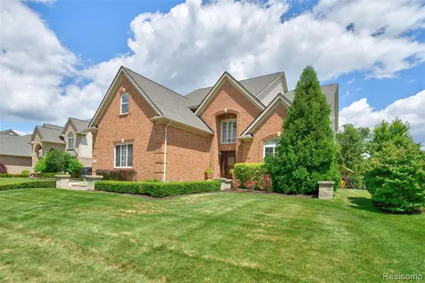 6828 Merrick, Troy, MI 48098