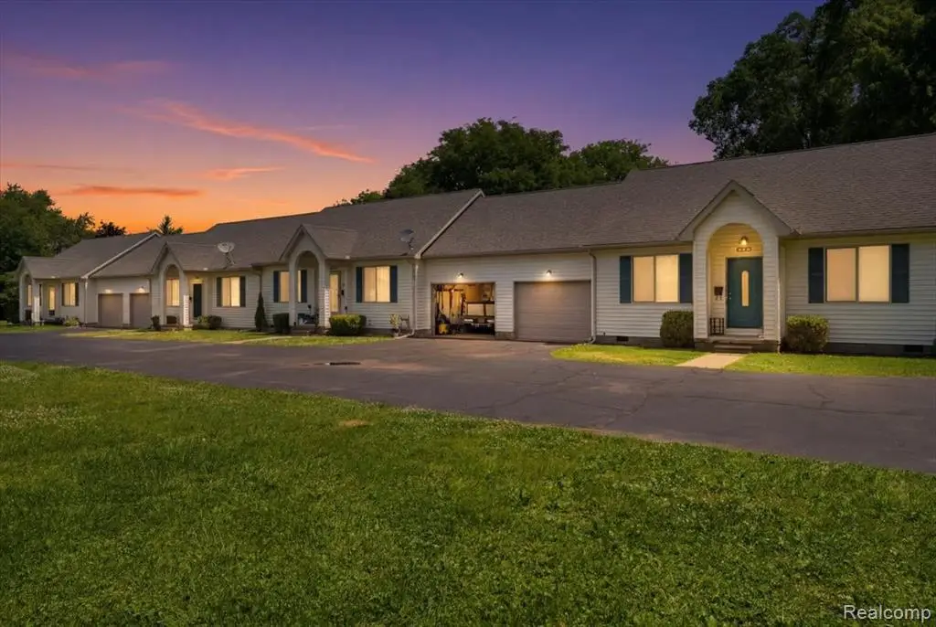 440 Robbe, Belleville, MI 48111 - #1