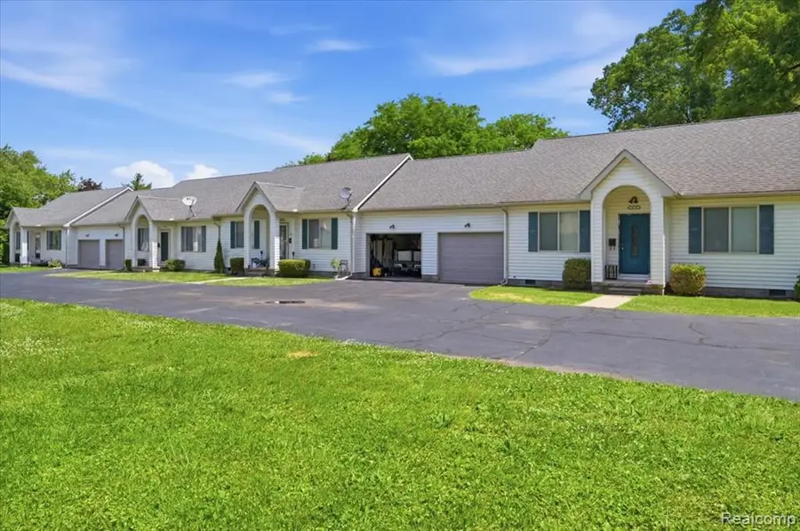 440 Robbe, Belleville, MI 48111 - #3