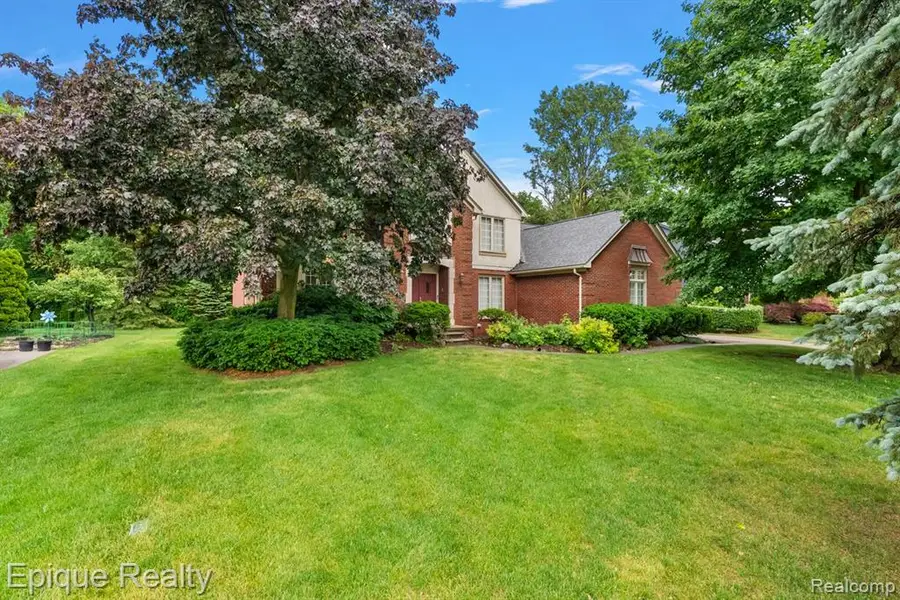 1719 Hickory Bark, Bloomfield Hills, MI 48304 - #2