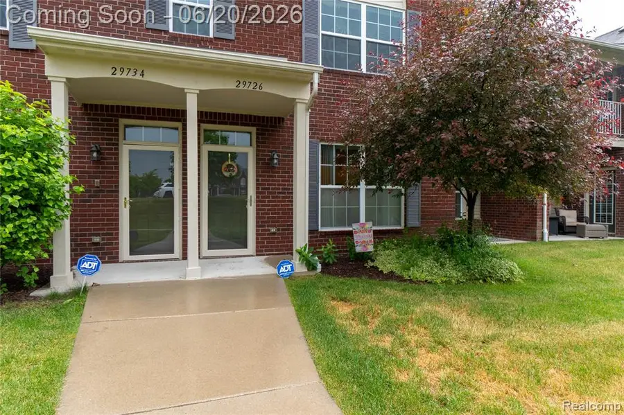 29726 Fox Run, Warren, MI 48092 - #2