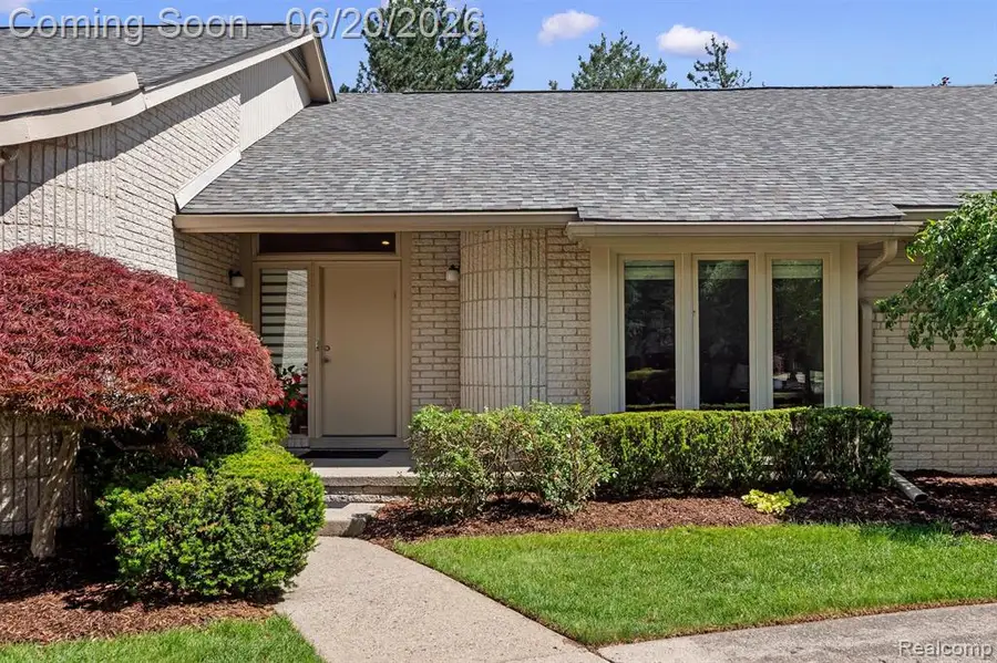4771 Mada, West Bloomfield, MI 48322 - #2