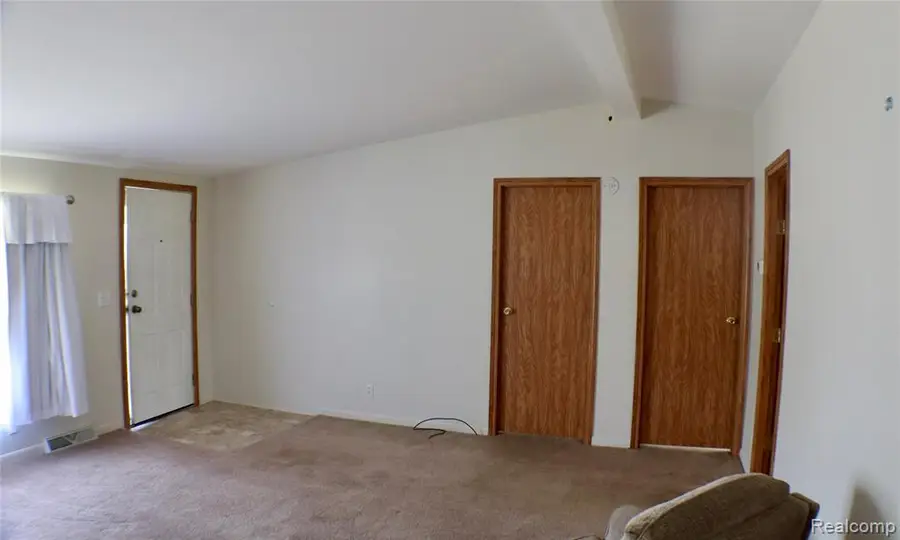 8171 Chickadee, Freeland, MI 48623 - #3