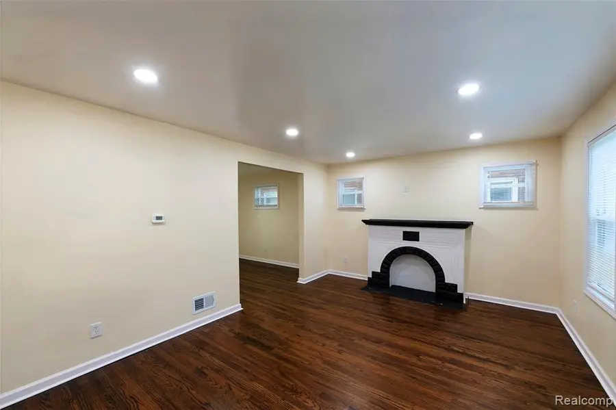 8087 Cloverlawn, Detroit, MI 48204 - #2