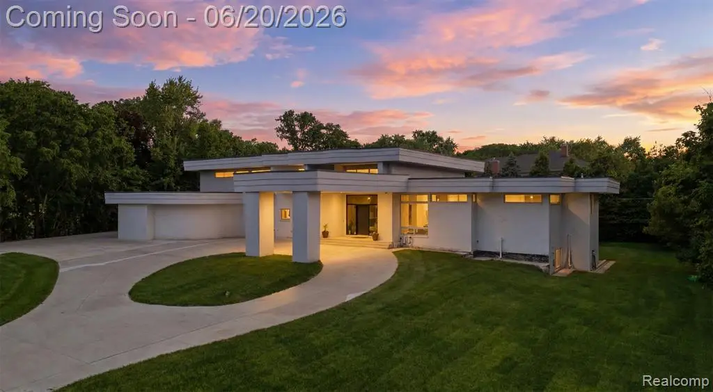 24696 Franklin Park, Franklin, MI 48025 - #1