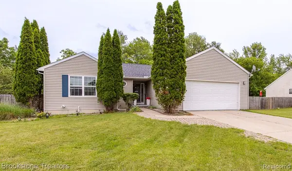 5039 Auker, Grand Blanc, MI 48507