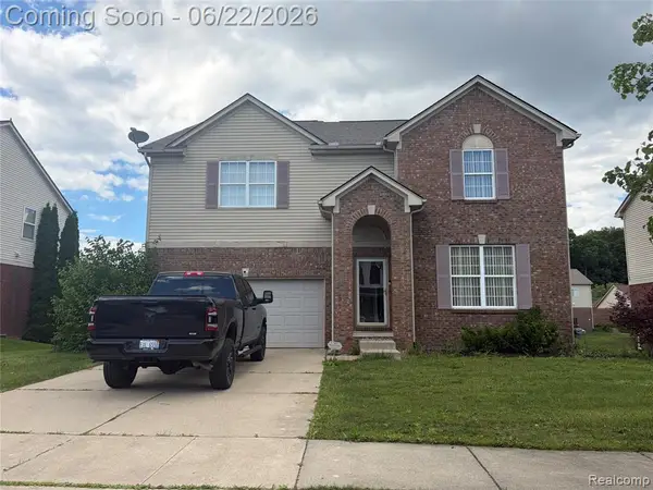 15519 Brookstone, Clinton Township, MI 48035