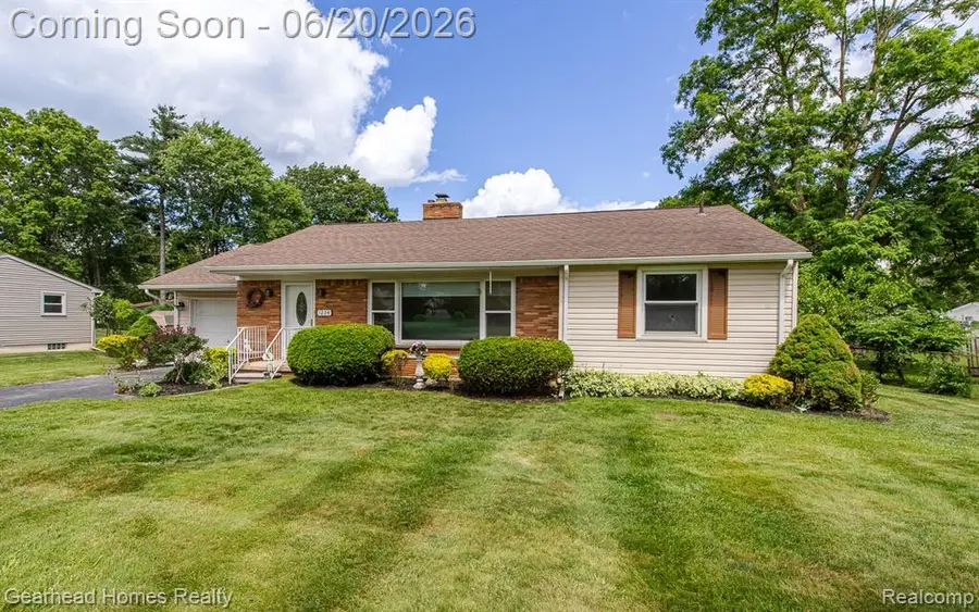 1224 Hira, Waterford, MI 48328 - #2