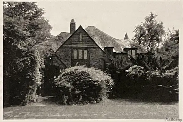32020 Franklin, Franklin, MI 48025