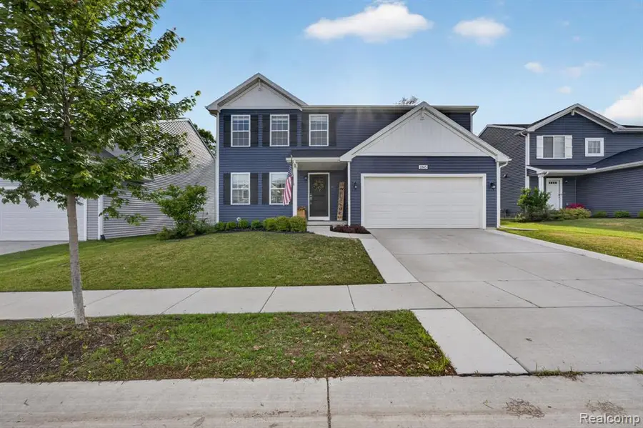 2845 Sycamore River, Fowlerville, MI 48836 - #3