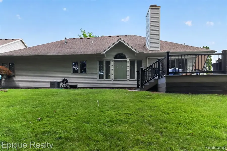 3333 Hemmingway, Lambertville, MI 48144 - #2