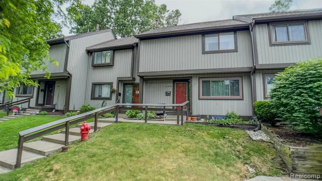 552 Foxboro, Brighton, MI 48116 - #1